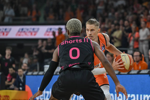 现问题并快 现问题并快